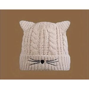 New!  Cream Cat Ear and Whisker Face  Beanie Stocking Cap Hat
